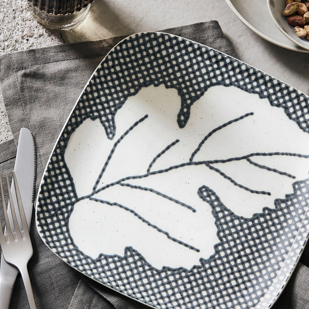 House Doctor Ash Teller 21,6cm 4 House Doctor Ash Teller 21,6cm – Bild 2