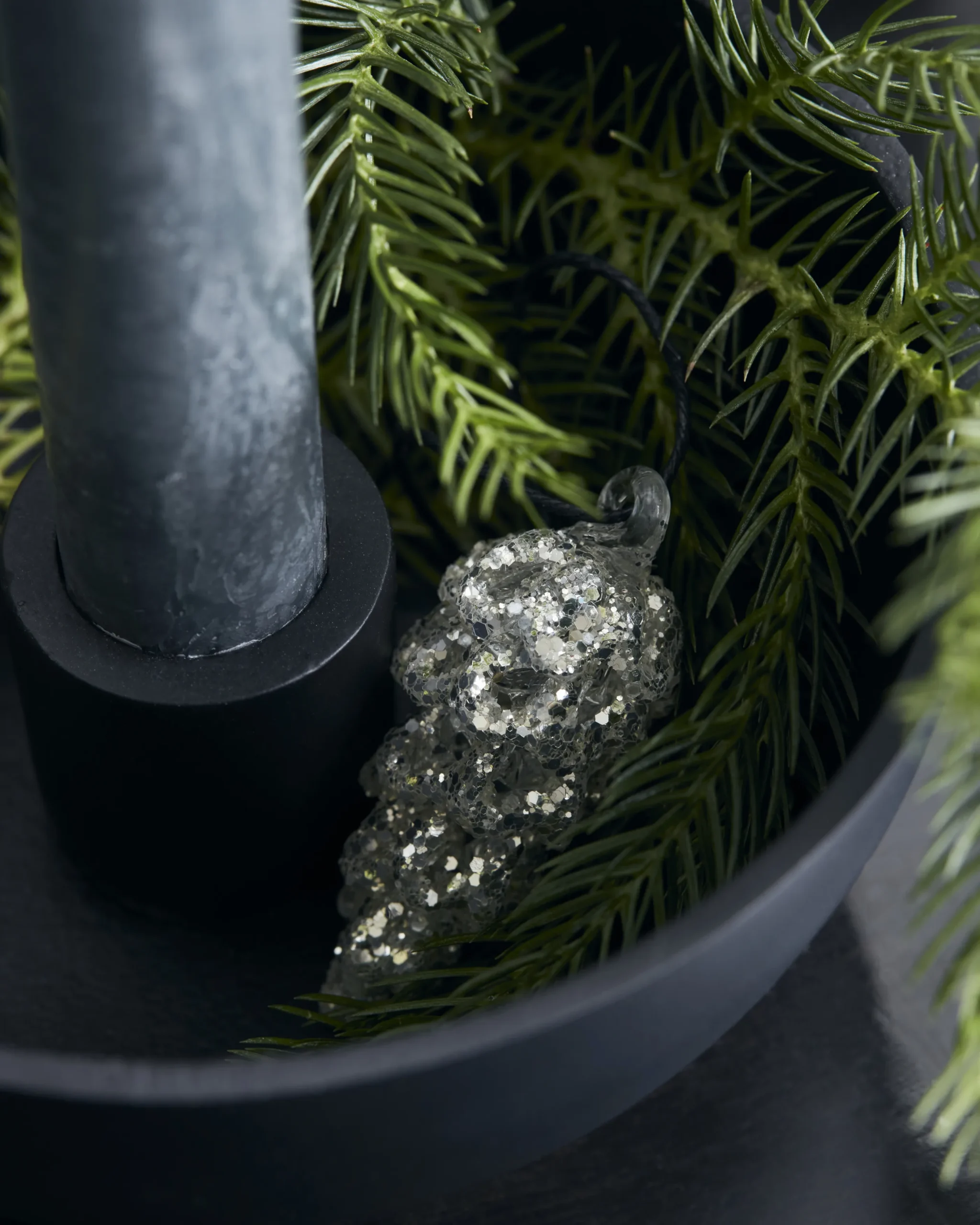 House Doctor Cone Weihnachtsanhänger 5,5cm 6er Pack 5 House Doctor Cone Weihnachtsanhänger 5,5cm 6er Pack – Bild 3