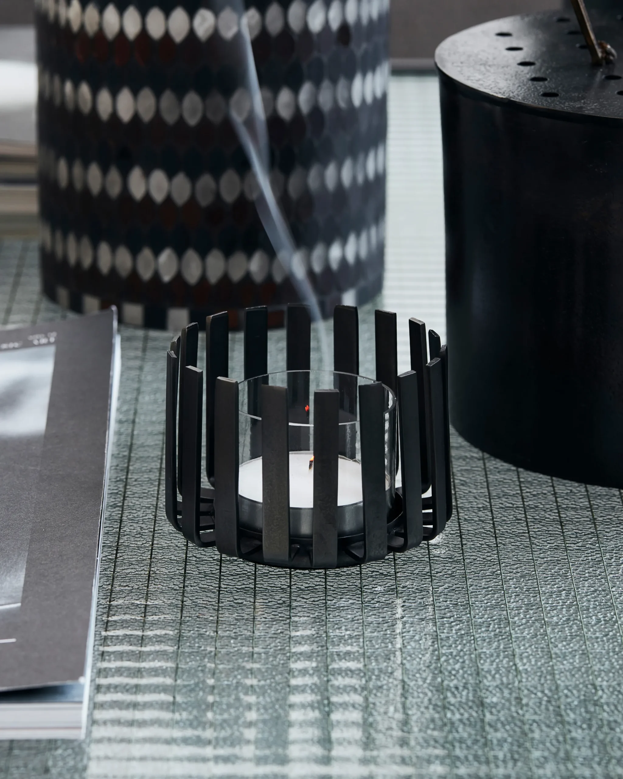 House Doctor Bars Teelichthalter Ø10cm 4 House Doctor Bars Teelichthalter Ø10cm – Bild 2