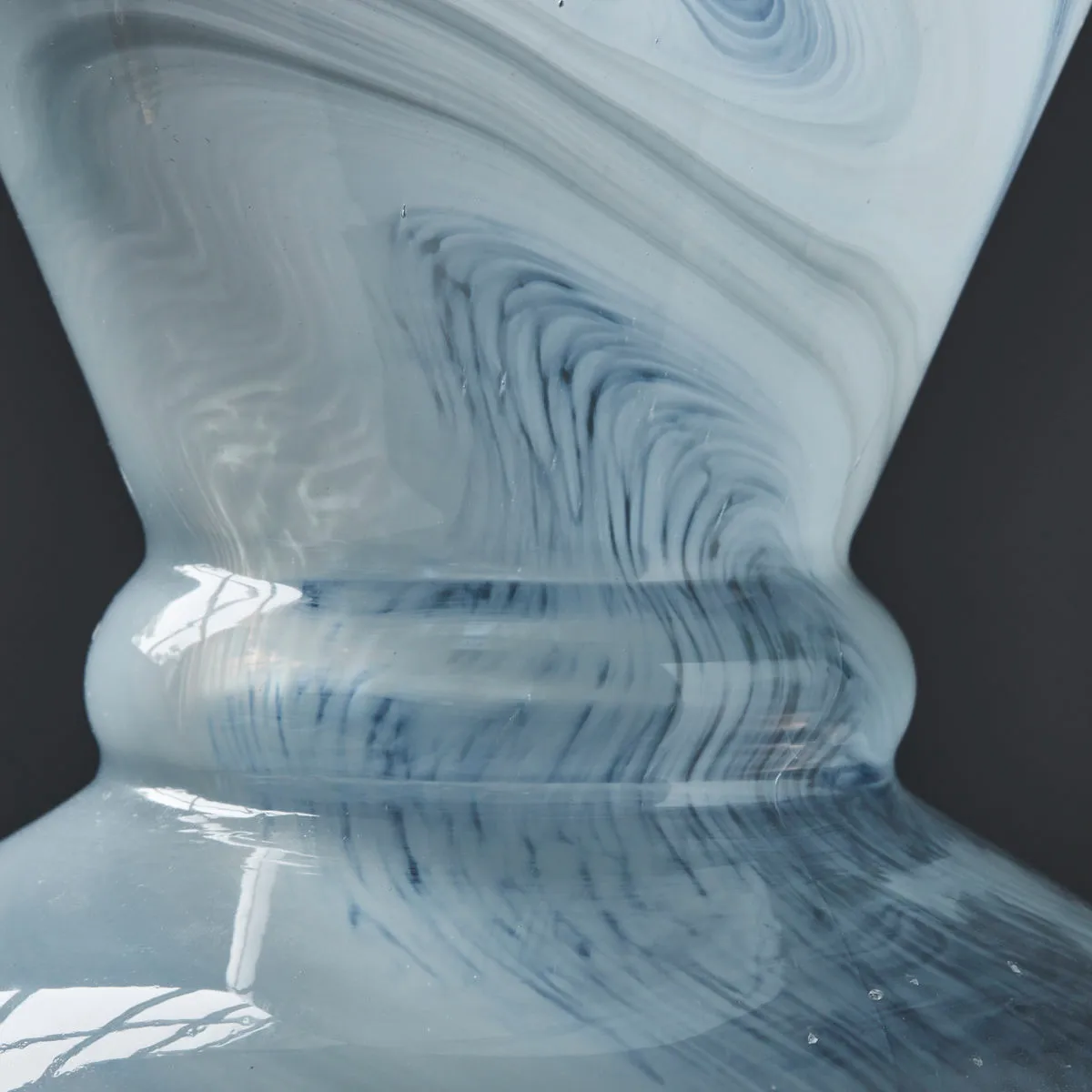 House Doctor Viel Vase 25cm 5 House Doctor Viel Vase 25cm – Bild 3