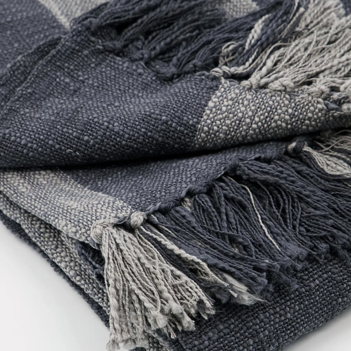 House Doctor Ponra Wolldecke 130 X 180cm 4 House Doctor Ponra Wolldecke 130 X 180cm – Bild 2