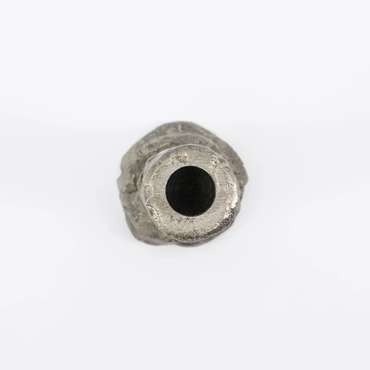 House Doctor Raku Kerzenhalter Antiksilber 6 House Doctor Raku Kerzenhalter Antiksilber – Bild 4